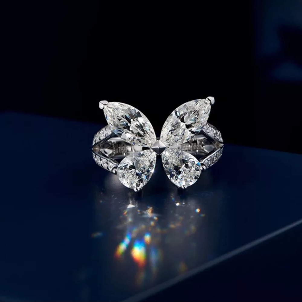 Butterfly Ring - Picture 2 of 3